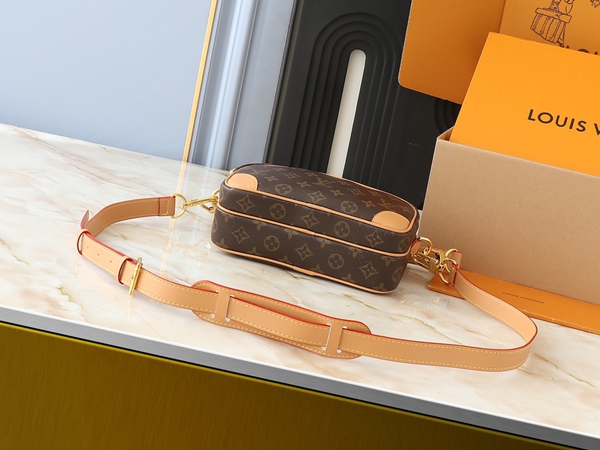 ルイヴィトンバッグ内部構造